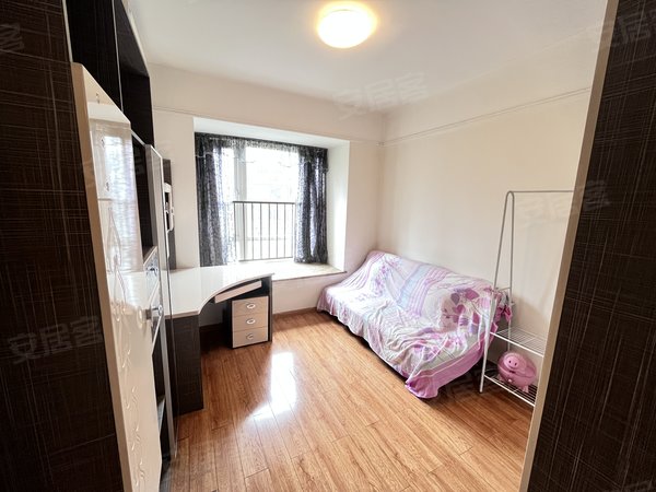 重庆渝中大坪万科锦程石油路 龙湖天街 河运校万科精装两房 拎包入住