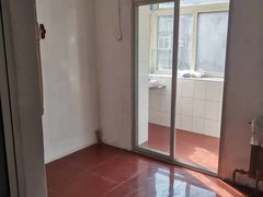 丹东振兴六纬路小学学区桃南  未来城后身  3楼  两室  850包取暖  阳光好出租房源真实图片