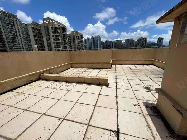 深圳布吉信义信义荔山公馆公馆顶楼复式2层,带平台花园2卫生间,有钥匙