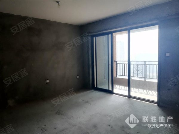 让人心动的房子 四季阳光 读名校一站式 教育 南