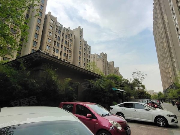 无锡江阴祝塘水畔兰庭水畔兰庭房源出租三房2000一个月出租房源真实