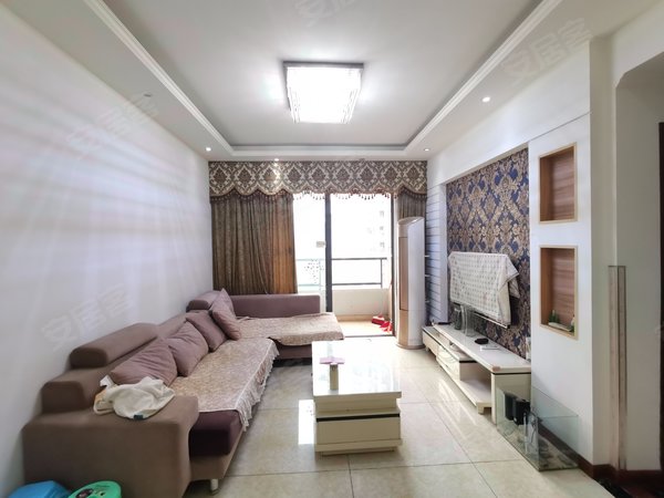 重庆江北南桥寺保利香雪保利香雪5号门精装两房出租  户型方正采光好