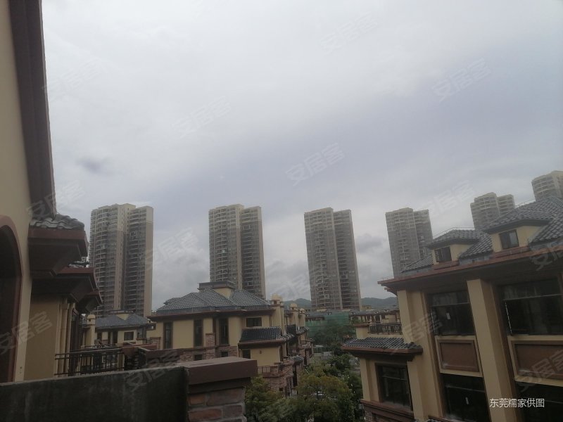 东莞房产网>东莞二手房>塘厦二手房>新行政中心二手房>御城花园(别墅)