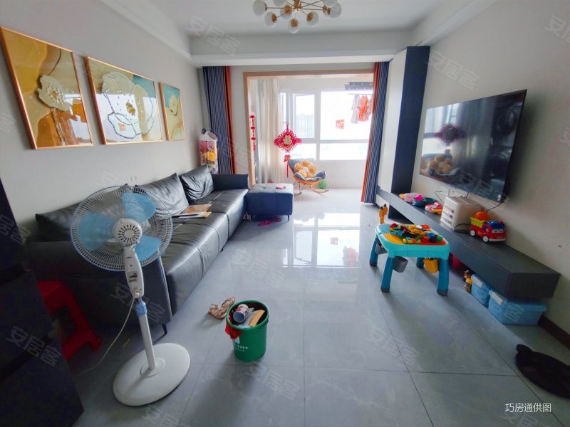 医疗配套成熟 南北通透 带电梯 满五 商品住宅 购物方便,万科城市花园