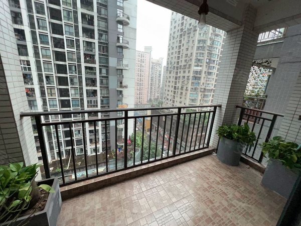 重庆南岸南坪万达广场锋邸南坪万达广场中心 办公三室带全套家具 可领