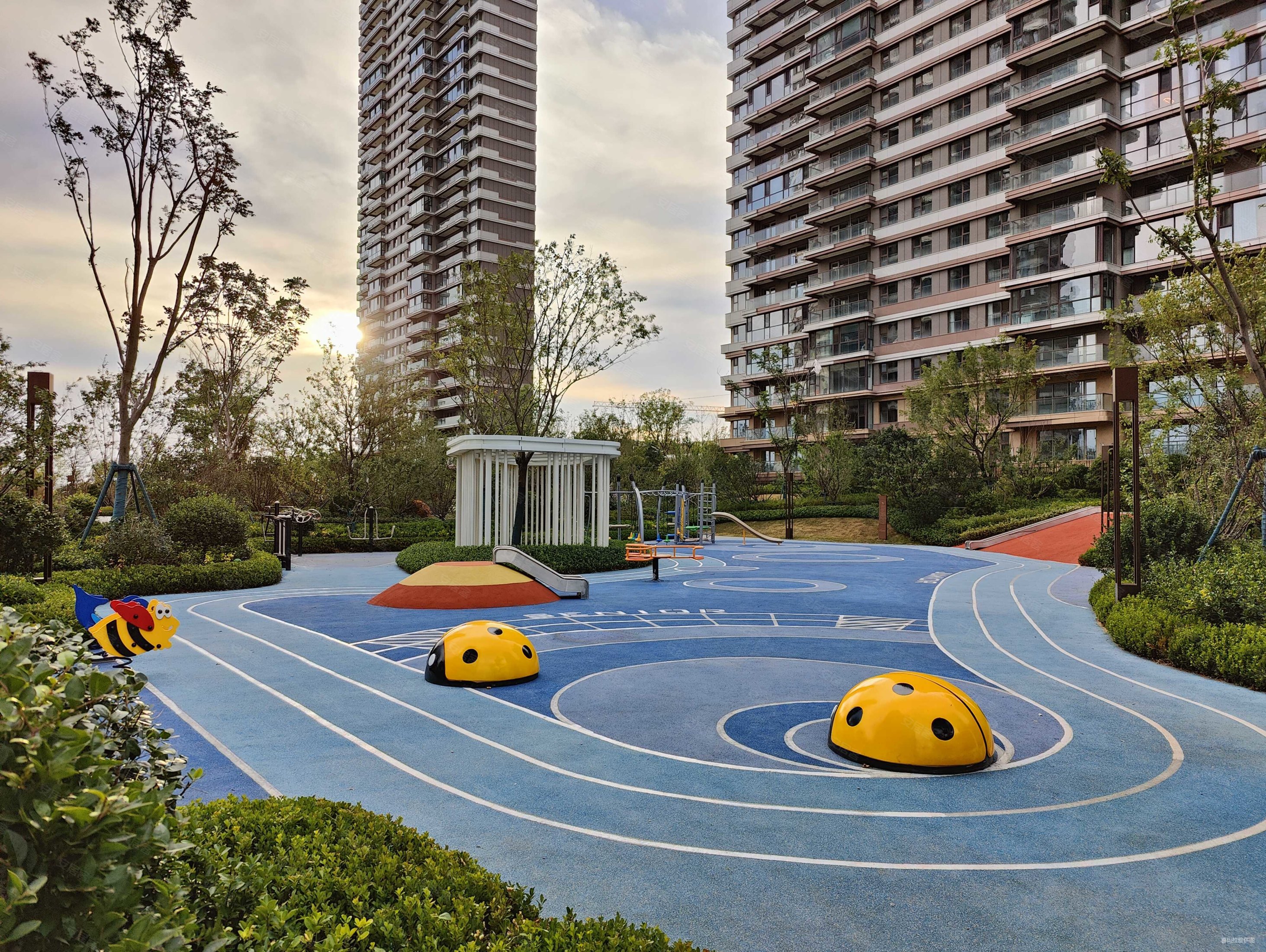 融信海发海月星湾