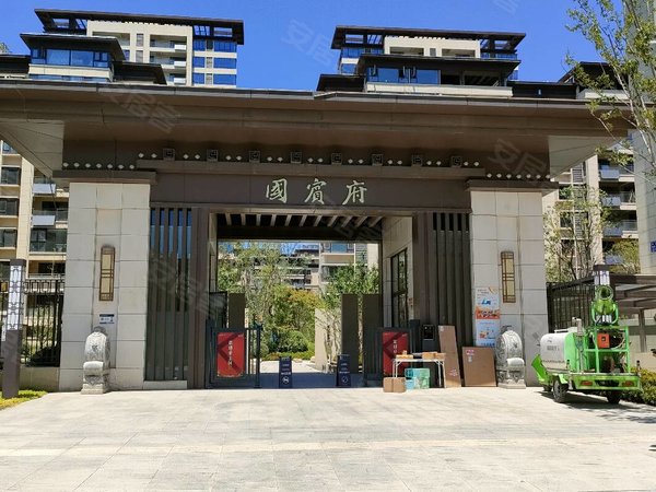 马鞍山雨山华润苏果中丞国宾府(二期)国宾府小区,直租免费用,紧邻万达