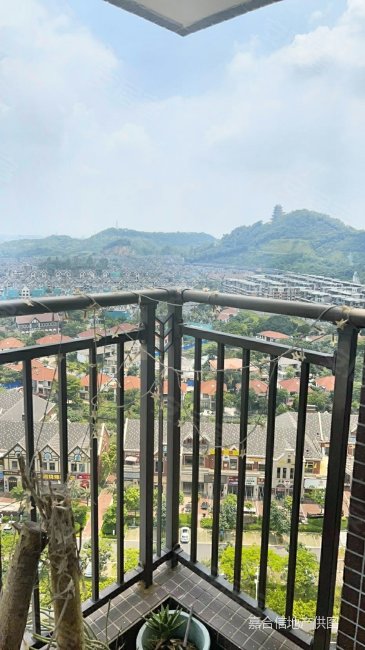 保利紫滨公馆3室2厅2卫16988万91平方米