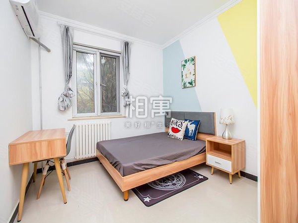 北京朝阳三元桥新源街小区燕莎新源街中楼层2居室出租房源真实图片