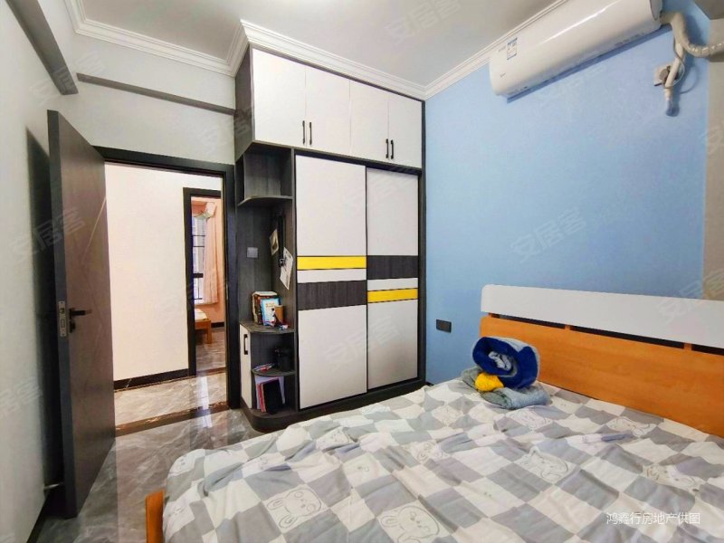 水口中心小区精装四房100万 一城悦府精装大四房 拎包入住