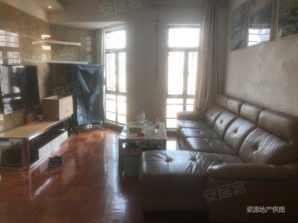 海连大厦 高楼层三房户型 景观好