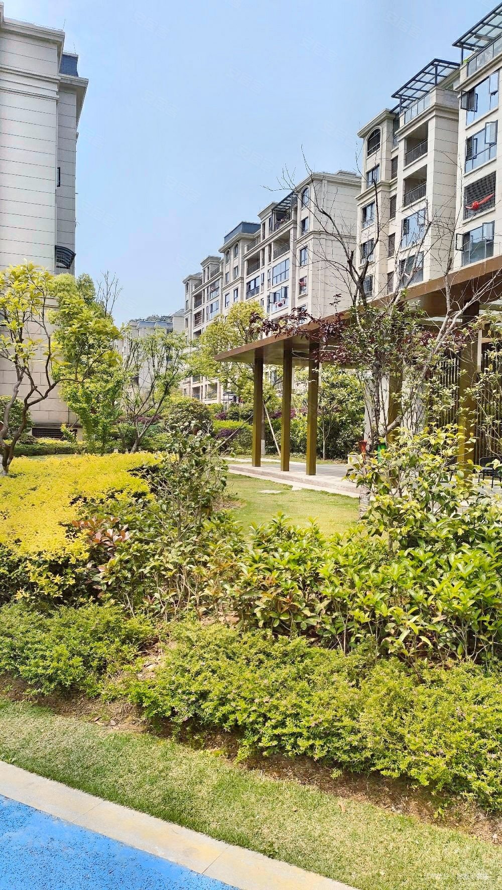 龙泉香榭小高层带坝上