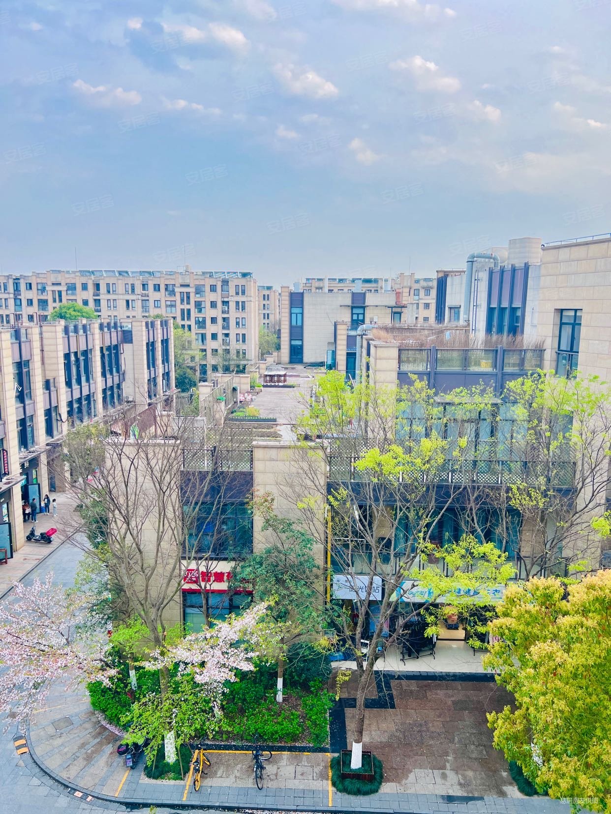 浦江颐城晶寓临地铁南向采光好装修好板楼