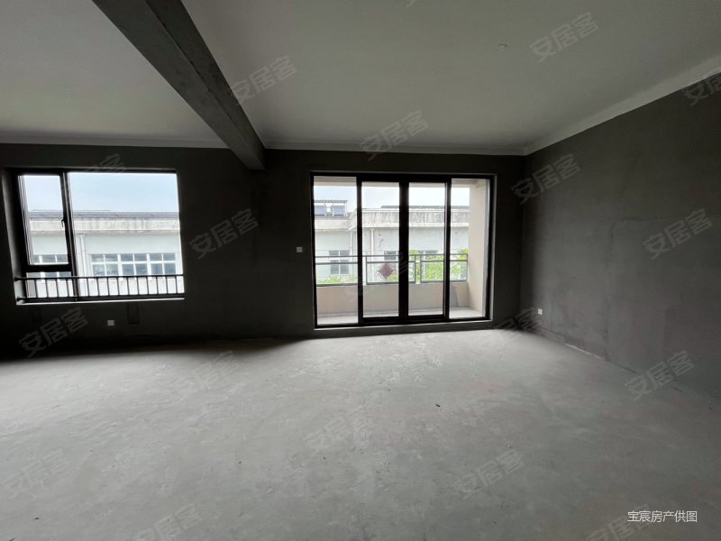 双拼别墅 带朝南花园,地下室赠送大,3间朝南,城意出售,绿创珀悦湾二手