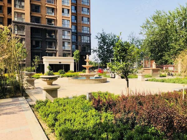 涿州普兰庭普兰庭小区紧邻植物园精装全齐低物业费看房随时出租房源