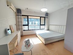 济南高新孙村别墅区里的套一 拎包入住 浪潮 中车 比亚迪 轻骑铃木 华昱出租房源真实图片