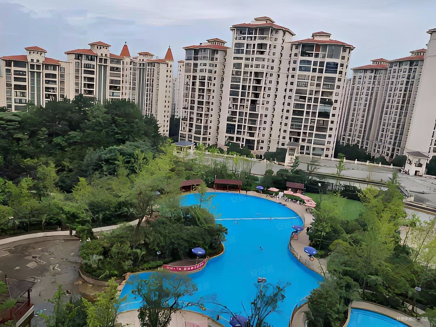 山水黔城一组团2室2厅1卫93.81㎡东62.6万