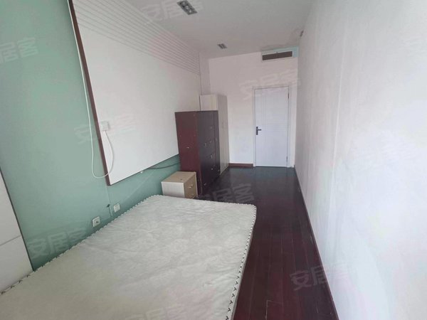 【多图】冠芳园,三好街租房,盛京医院 鲁美 万科中心 万象城 月付 包