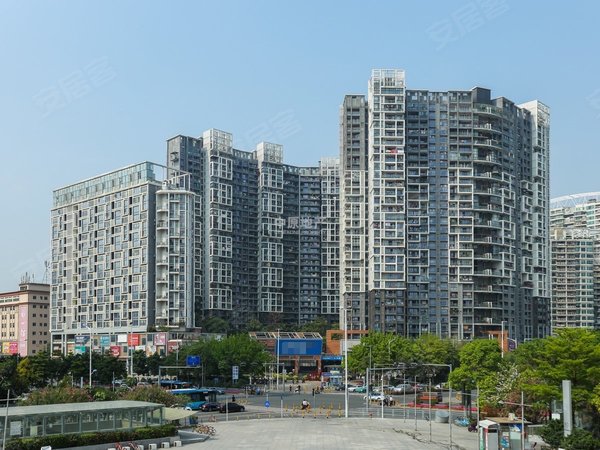 深圳宝安宝安中心区第5大道高发西岸花园第5大道高发西岸花园 4室2厅2