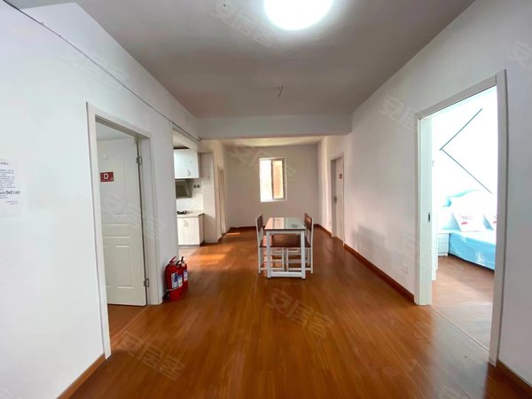 苏州工业园东环宏葑四村欧尚超市万科美好广场5号线荷花荡地铁口宏葑