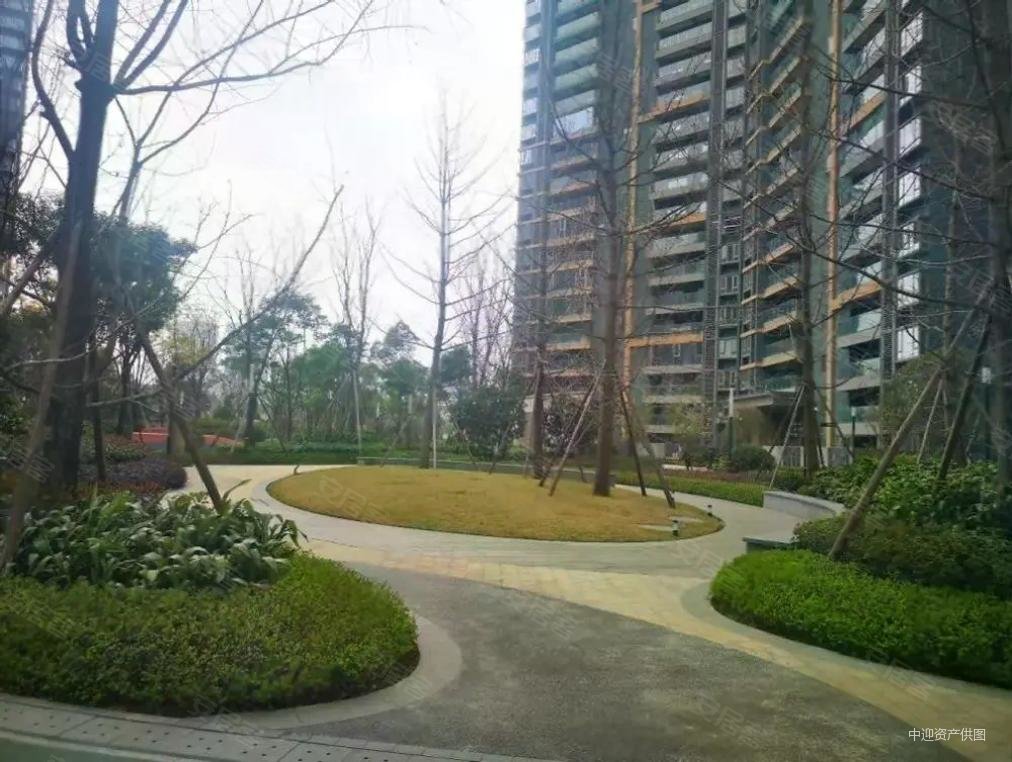 仅130w新鸿基悦城交通便捷近地铁配套齐全