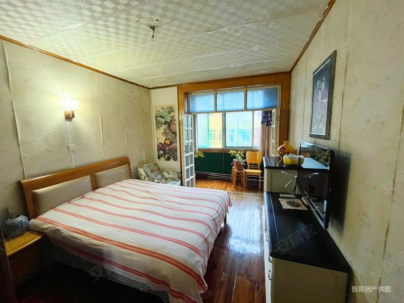 地铁5号线 出口 国宾馆 中间楼层 环境好 随时看房诚心卖,稻香楼宿舍