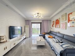 茂名茂南开发区精装四房，急租急租，手慢无出租房源真实图片