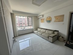 荣成市石岛开发区香湖丽舍 精装修,家具家电齐全,拎包入住,随时看房出租房源真实图片