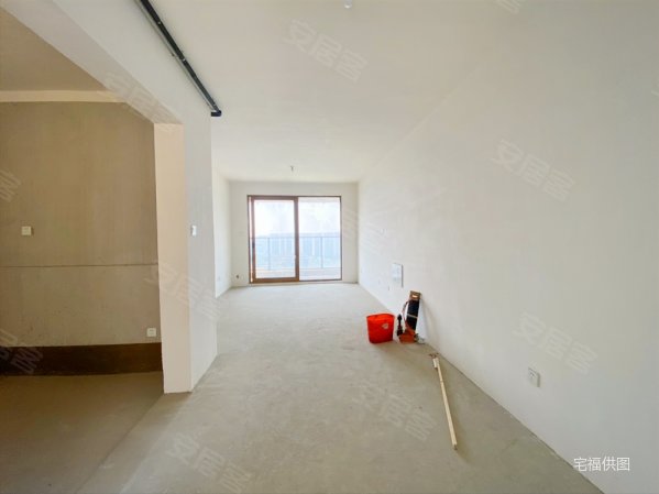 急售东大成贤旁现房,南北通透大阳台,通宇林景博园二手房,168万,3室2