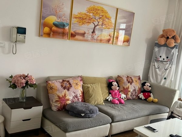 温州乐清乐成悦城花苑新体,蝴蝶广场附近,悦城花苑精装两室出租.