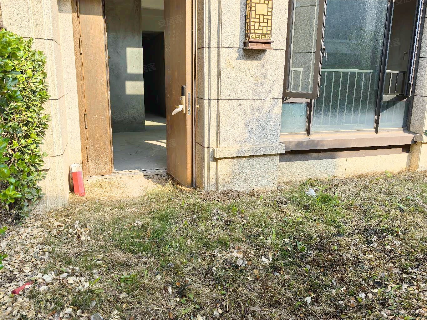 建发金茂玺悦别墅次新房停车方便商品住宅南北通透