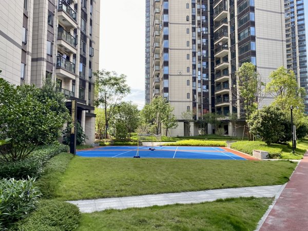 【多图】招商臻园,新塘租房,招商臻园 精装四房 配置齐全 环境好 永旺