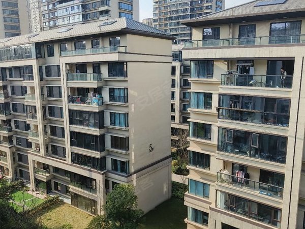 杭州临平临平北上坤山语四季(公寓住宅)花园洋房,临平五中对面,上坤山