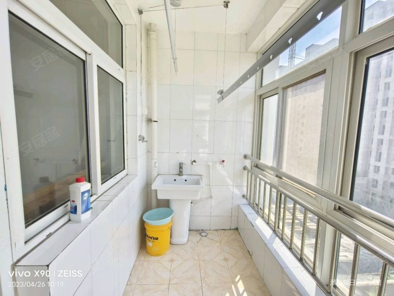 36w 降价急售 东城名苑 配套成熟 南北通透 停车方便,东城名苑二手房,