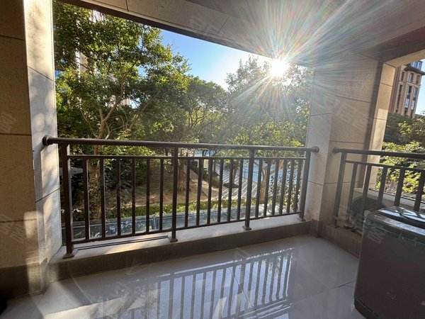 南山郡一室一厅,靠近宝龙广场舟山医院