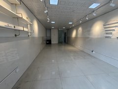 巴中巴州江北江北正街门市租或售 周边有学校医院宾馆,大型商场适合任何行业出租房源真实图片