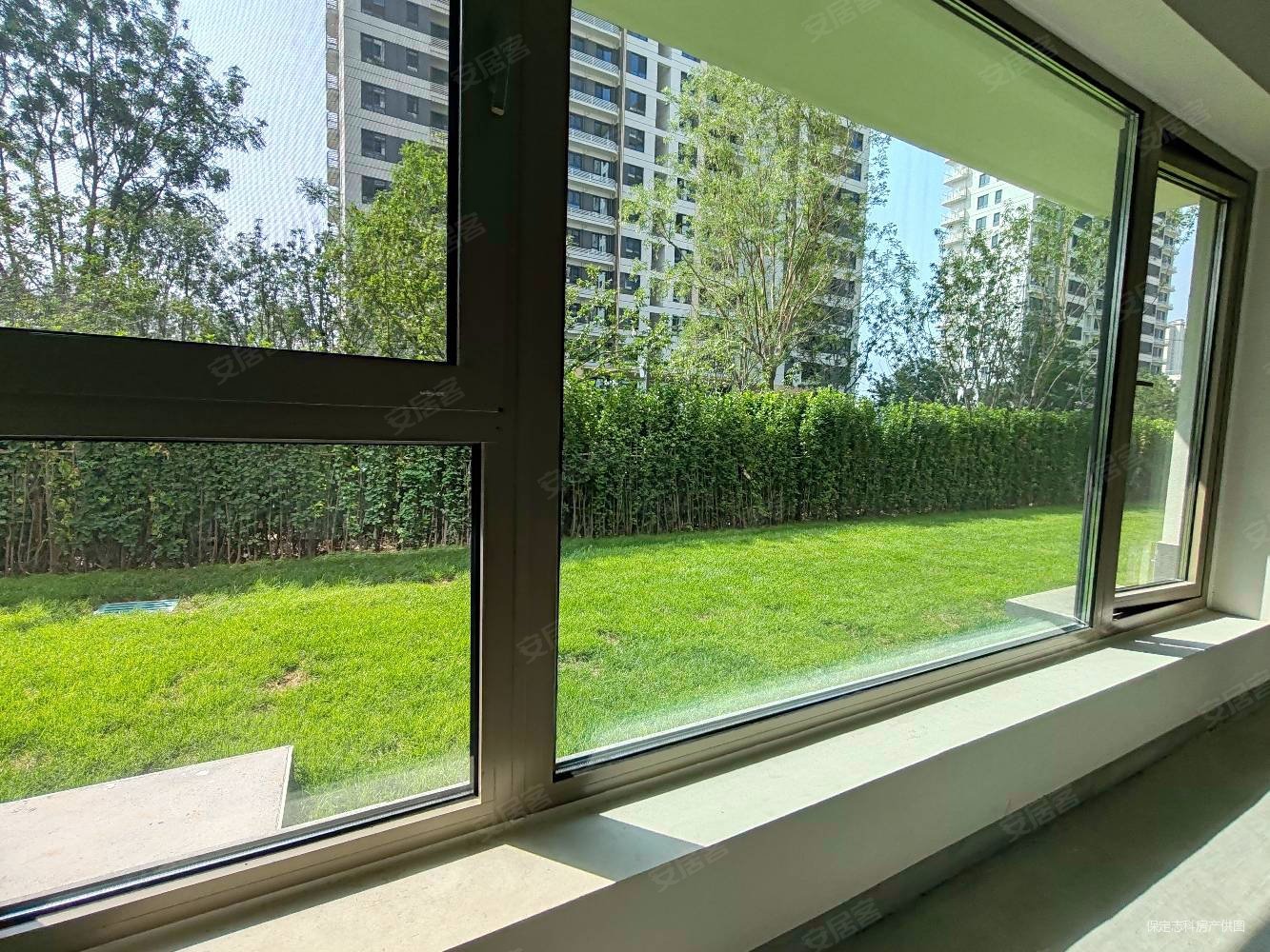 彩虹城3室2厅3卫153㎡南北140万