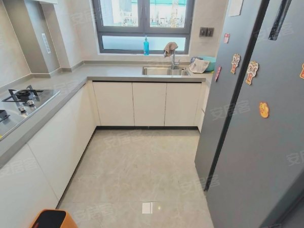 上海嘉定南翔融信海纳印象融信海纳印象~4居室~中楼层~电梯房~交通