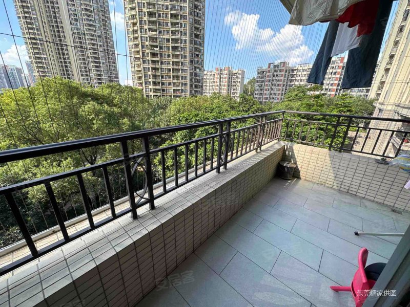 东莞房产网>东莞二手房>南城二手房>南城车站二手房>中信凯旋国际>800