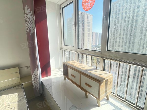 天津南开体育中心柏悦花园包物业取暖 可月租 可短租 丽江的十号线