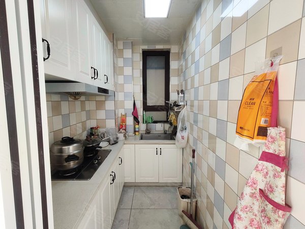 大连甘井子椒房大连港天下粮仓大连港天下粮仓 2室1厅1卫  电梯房 精装修74平米出租房源真实图片