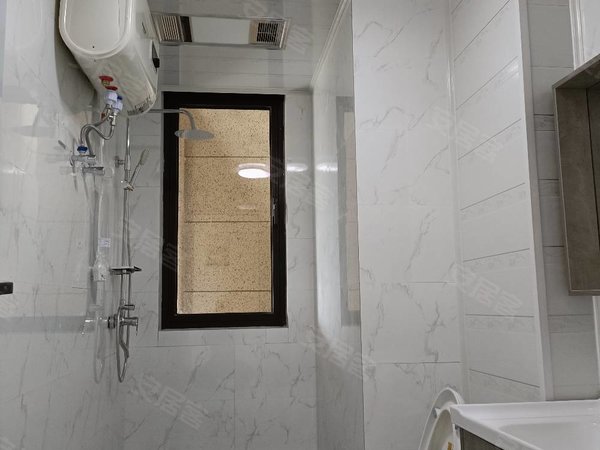 湖州吴兴南太湖新区碧桂园金茂悦房子,精装修周边配套齐全交通便利,一室一厅一卫一厨出租出租房源真实图片