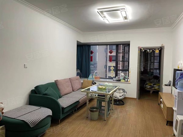 成都彭州彭州城区丽景小区丽景小区 2室2厅1卫 70平 电梯房 精装修