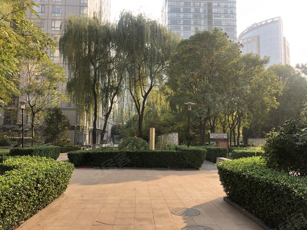 北京朝阳三元桥远洋新干线三元桥站 亮马桥站 蓝色港 三里屯商圈 燕莎