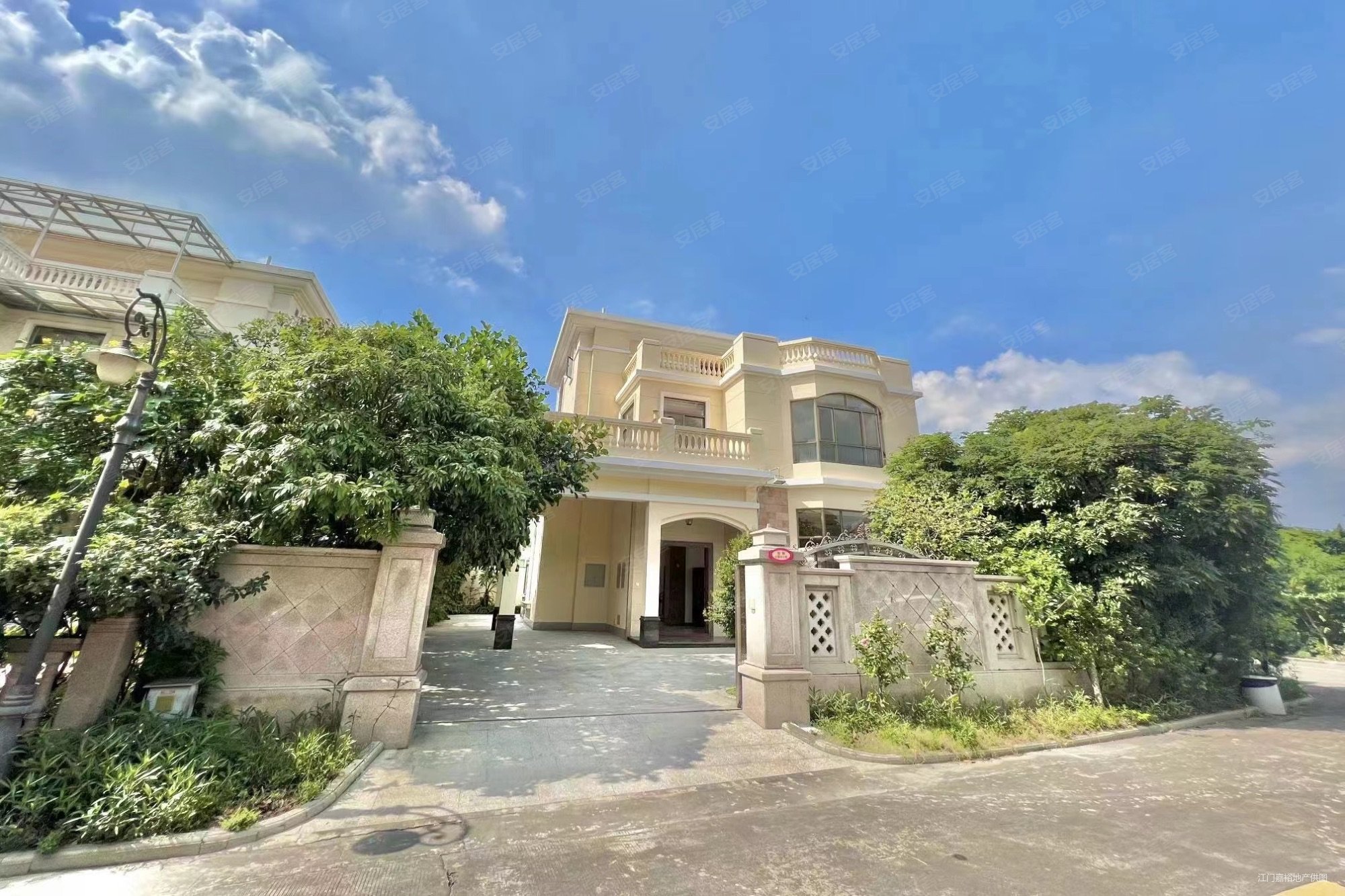 五邑碧桂园独栋别墅花园350方豪华装修5室便宜出售