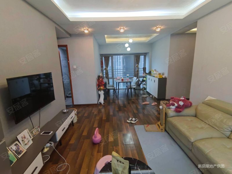 坪山中心,锦龙地铁口,京基御景印象四期,精装修,业主诚意出售