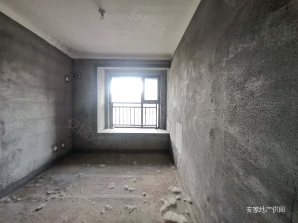 建业春天里(川汇)3室2厅2卫131㎡南北67万