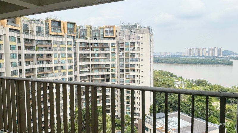 佛山房产网>佛山二手房>顺德二手房>大良新城区二手房>万科新城湾畔>