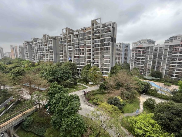 凤岭春天高层精装两房家私齐低价招租!