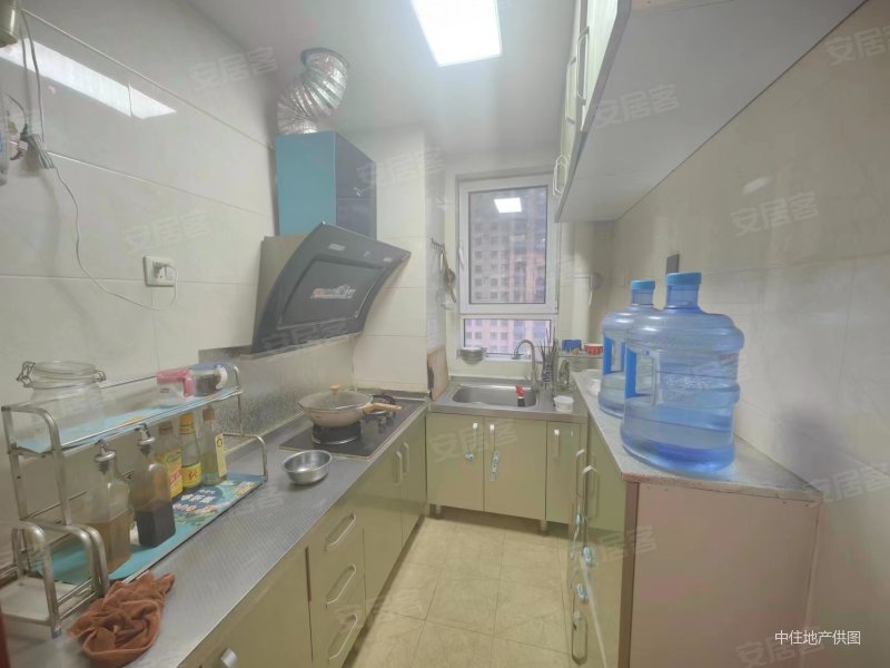 加州启城,三室,中层,带车位,地下室,南北通透,急售,随时看